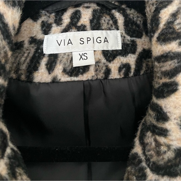 🐆 NWOT Via Spiga Leopard Print Double Breasted
Longline Coat w/Faux Leather Trim - Picture 5 of 6
